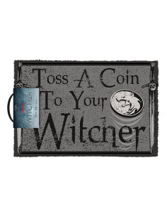 Felpudo pyramid the witcher toss a
