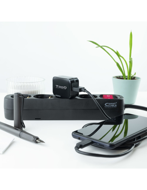Cargador pared tooq usb 12w negro
